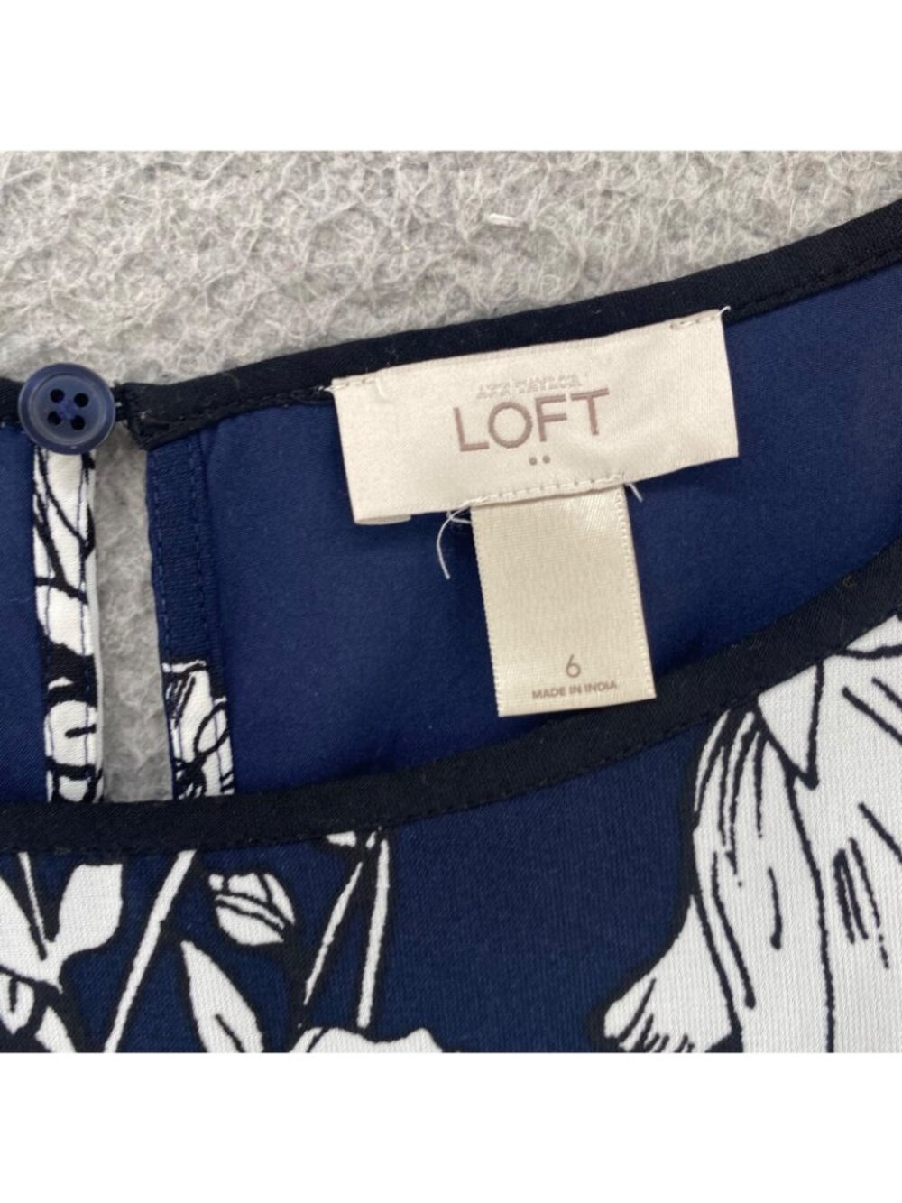 Ann Taylor LOFT Dress Womens 6 Navy Floral Bell Flowers Fit & Flare Sleeveless - Picture 5 of 10